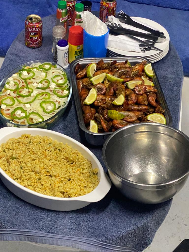 Fishing in Primeiras Banks and Lazarus Banks