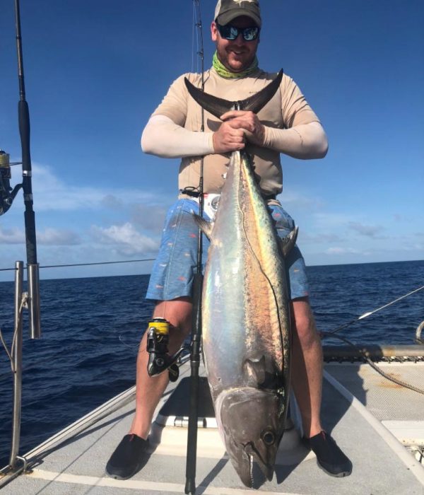 Fishing in Primeiras Banks and Lazarus Banks